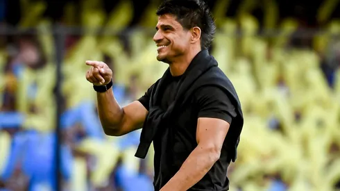 Ibarra rompió el silencio.