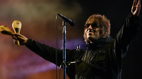 El popular Liam Gallagher arriba del escenario.