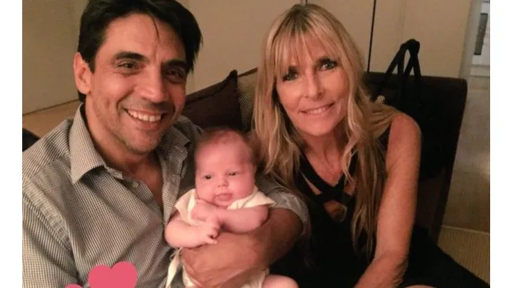 Virginia Erizalde junto a su familia