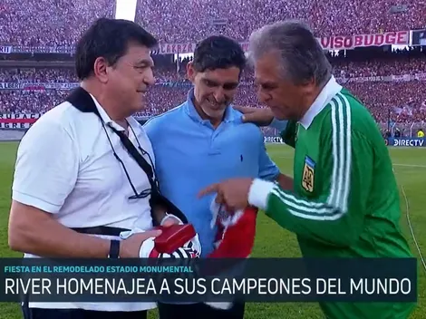 VIDEO | Así fue el recibimiento de los hinchas de River para Passarella