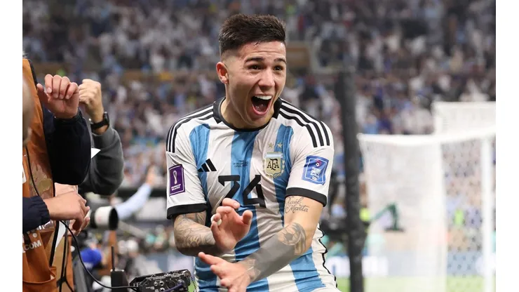 Enzo ya la rompe en Inglaterra.