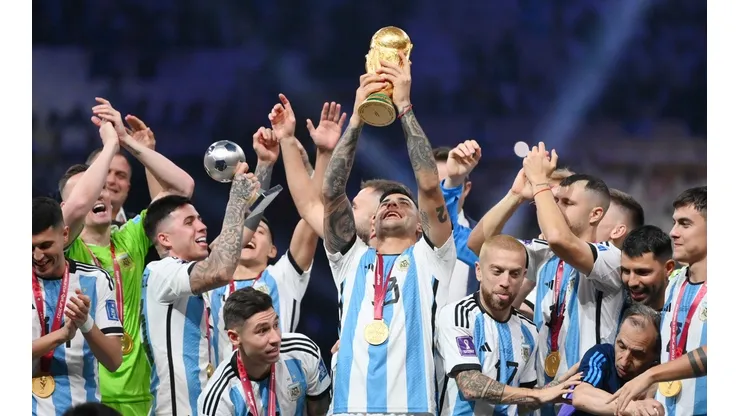 Cuti Romero confesó como se llama el grupo de WhatsApp de la Selección después del Mundial