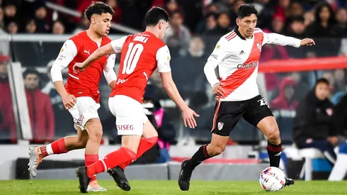 ¿Cruza de vereda? Racing preguntó por Alan Soñora