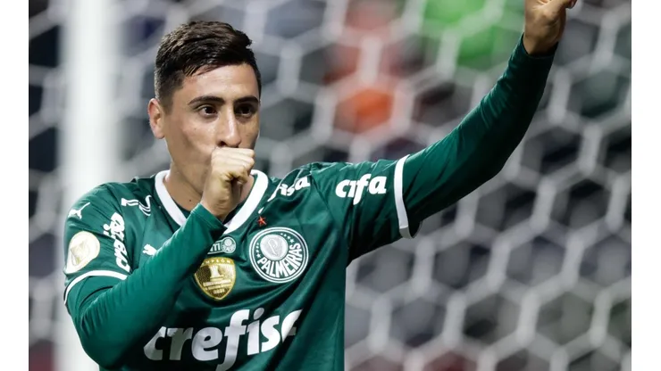 El posteo de Merentiel tras descubrirse que está cerca de Boca