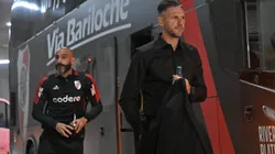 Tras el triunfo, Demichelis y un palito para el periodismo en conferencia: "A veces los escucho..."