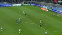 VIDEO | ¡Le rompió el arco!: Solari puso el 2 a 0 para River