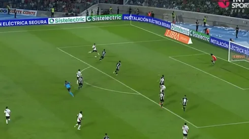 VIDEO | ¡Le rompió el arco!: Solari puso el 2 a 0 para River