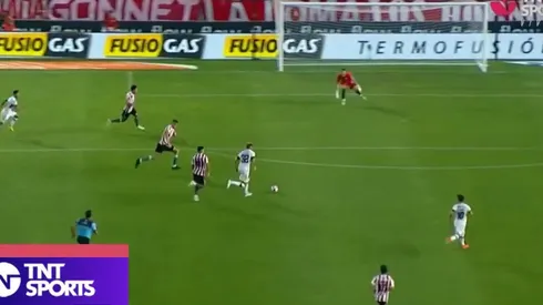 VIDEO | De no creer: el tremendo blooper de Herrera para que la Selección se quede sin chances