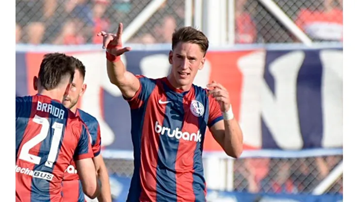 Vombergar hizo sonreír a San Lorenzo: le ganó a Arsenal en medio de un clima hostil contra la dirigencia