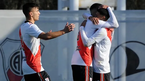 El pibe que se fue libre de River y jugará en Arsenal.