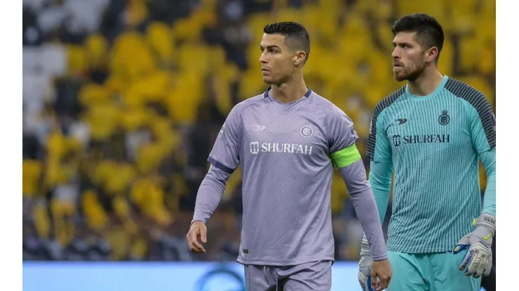 Agustín Rossi junto a Cristiano Ronaldo.