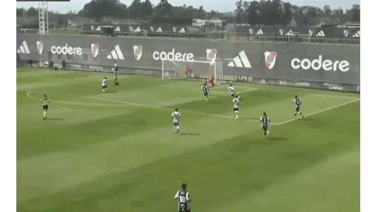 VIDEO | El Diablito Echeverri arrancó el 2023 con gol y River se ilusiona con su futuro