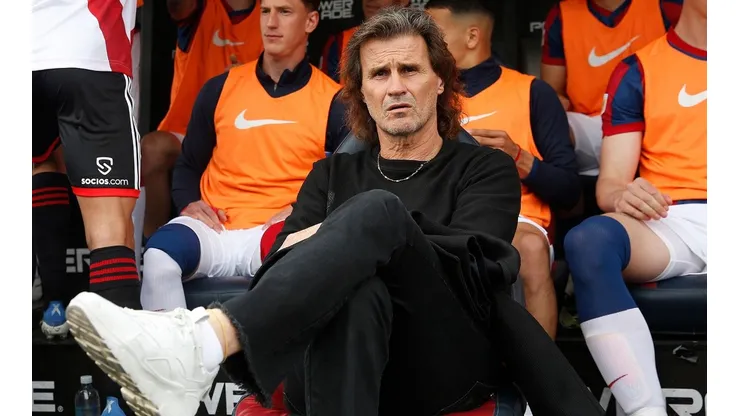 Refuerzo mundialista para Insua: Carlos Sánchez jugará en San Lorenzo
