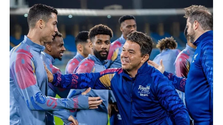 Cristiano Ronaldo y Marcelo Gallardo en el partido amistoso.