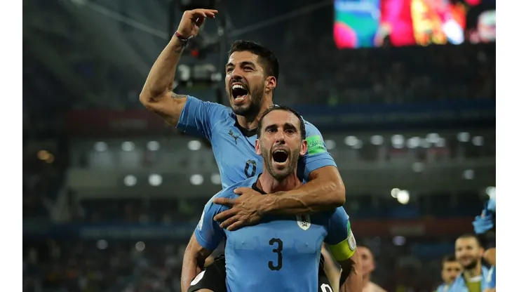 Diego Godín conoce y muy bien a Luis Suárez.