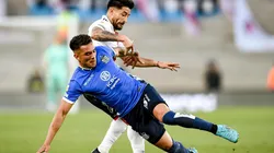 Enzo Díaz enfrentando a River con Talleres.