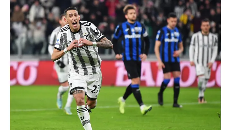 El festejo de Ángel Di María tras el penal.