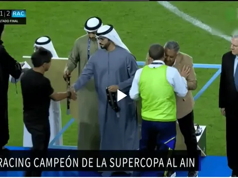 El sorpresivo gesto de Ibarra al recibir la medalla de segundo puesto tras la derrota de Boca
