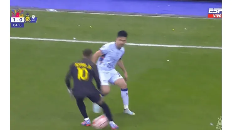 VIDEO | Pity Martínez, atrevido: le tiró un caño a Neymar
