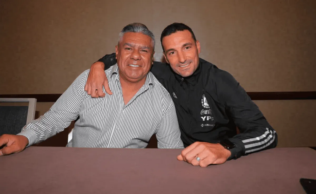 Claudio Tapia junto a Lionel Scaloni. (Foto: Twitter @ChiquiTapia)