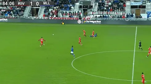 VIDEO | ¡River terminó con uno menos! Felipe Peña fue expulsado por doble amarilla