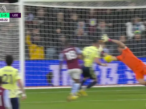 VIDEO | Una locura: la atajada a puro reflejo de Dibu Martínez en Aston Villa - Leeds