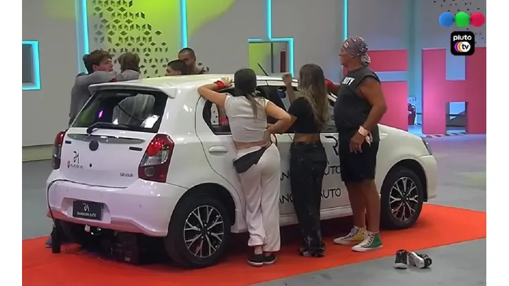 Eligió la llave correcta y ¡se ganó el auto!