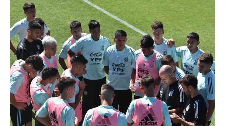 Javier Mascherano continúa con su planificación para el Sudamericano Sub 20.