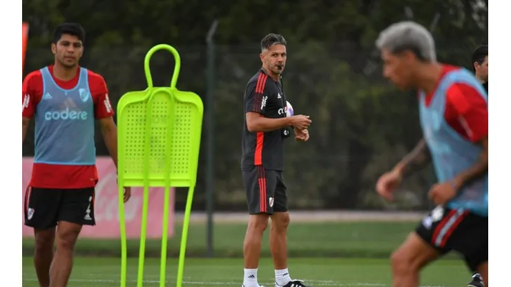 El llamado de Demichelis hacia Europa para cerrar un refuerzo de River