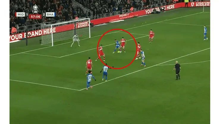 VIDEO | Para cerrar la cancha: el golazo de taco de Mac Allister para el Brighton