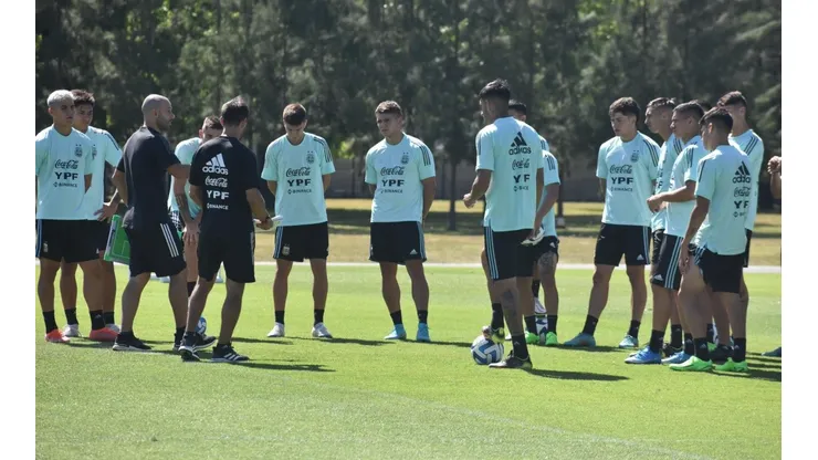 Javier Mascherano ya conformó la lista de jugadores con los que competirá en el Sudamericano Sub 20 de Colombia 2023.
