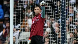 El arquero mundialista que quiere Aston Villa ante la posible salida de Dibu Martínez