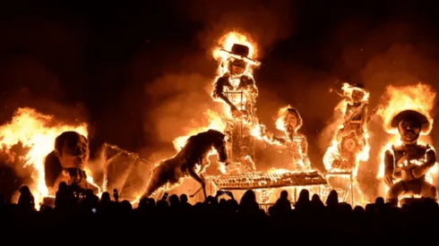 ¿Por qué se queman muñecos a fin de año y en Año Nuevo y qué significa?