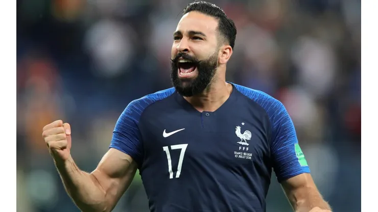 Adil Rami, el jugador que protagonizó una polémica con Ángel Di María.