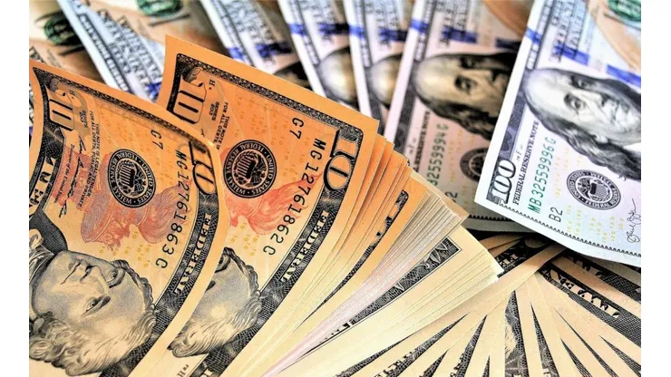 Los billetes de dólares antiguos pueden valer mucho dinero.