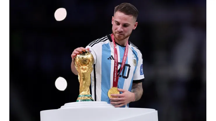 Alexis Mac Allister es buscado por tres gigantes de Europa.