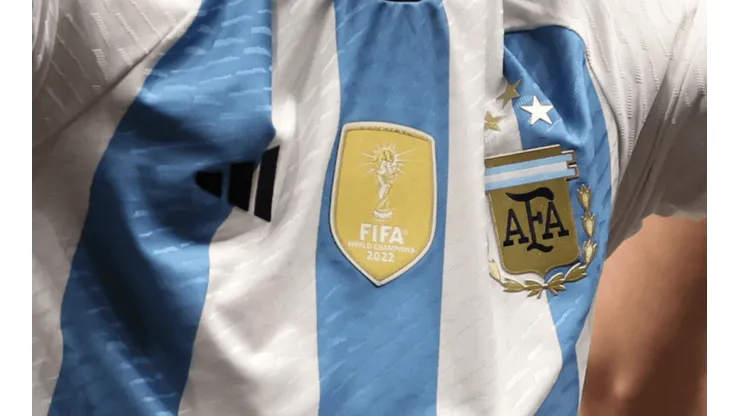 La nueva camiseta de la Selección Argentina con las tres estrellas