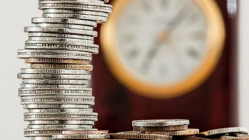 Conoce las monedas de 1 peso que se venden por mucho dinero.