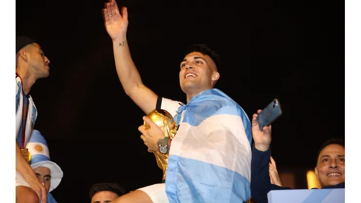 VIDEO | La pregunta sobre un compañero de la Selección que incomodó a Lautaro Martínez en Bahía Blanca