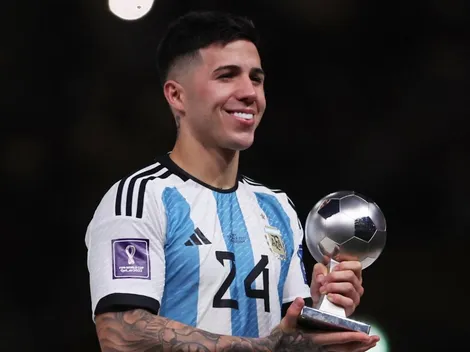 Es otra persona: el radical cambio de look de Enzo Fernández para Navidad