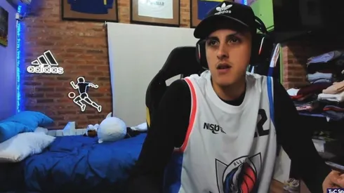 Está totalmente loco: Joaco López cumplió su promesa y se tatuó a exjugador de Boca