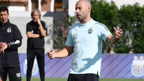 Javier Mascherano ya le apunta al Sudamericano Sub 20.