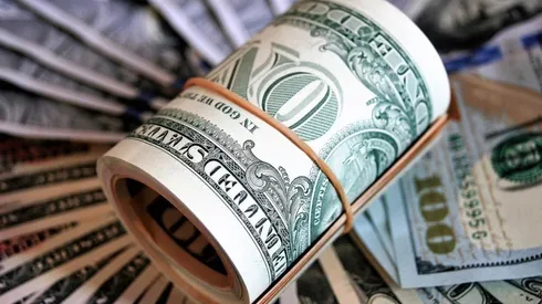 Descubre el billete de 1 dólar que se vende por 700 dólares.