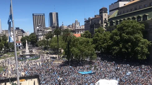 La Plaza de Mayo esperando a los campeones