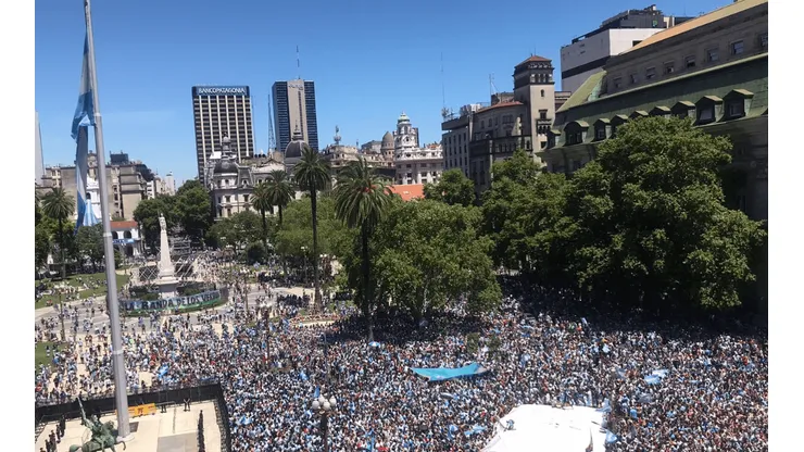 La Plaza de Mayo esperando a los campeones