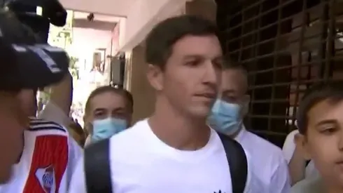 Volvió un campeón de América a River: locura de los hinchas por Nacho Fernández tras su revisión médica