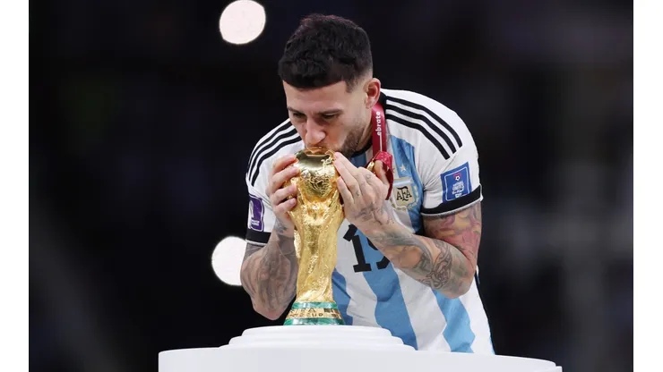 Atentos en la Selección: Otamendi no definió su futuro y su situación puede cambiar