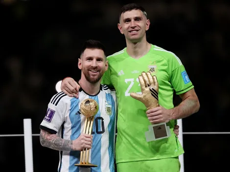 Todos se rinden a sus pies: el tuit de Dibu Martínez para Messi que enloqueció a todos