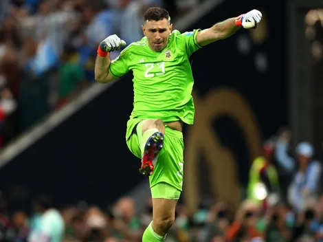 Dibu Martínez se vistió de héroe nacional y pidió disculpas: "Vinimos para sufrir"