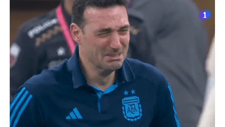 VIDEO | Como un nene: el llanto desconsolado de Scaloni tras salir campeón